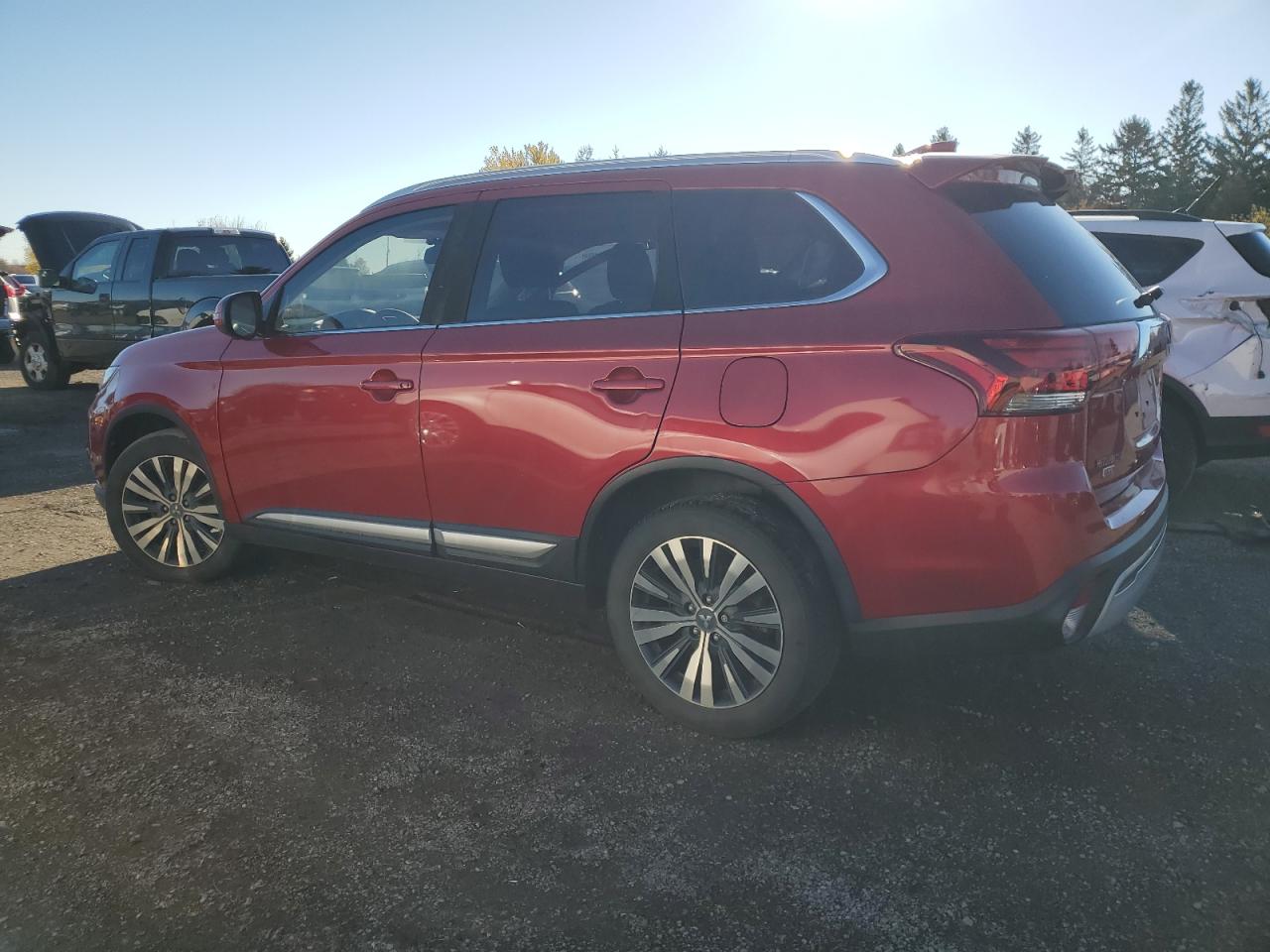 MITSUBISHI OUTLANDER ES