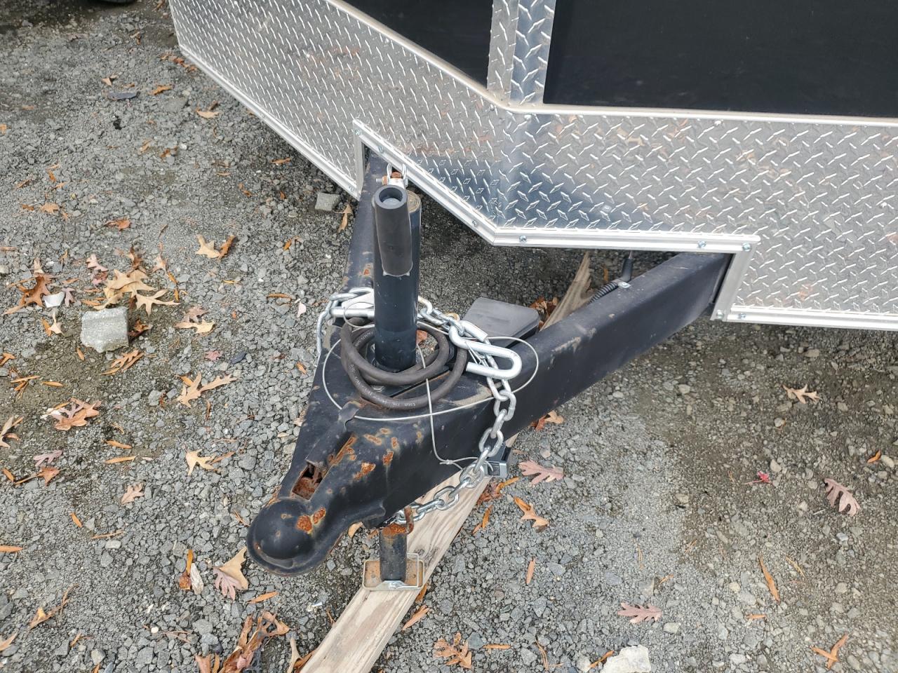 Lot #3286505150 2023 HAULMARK UNKNOWN