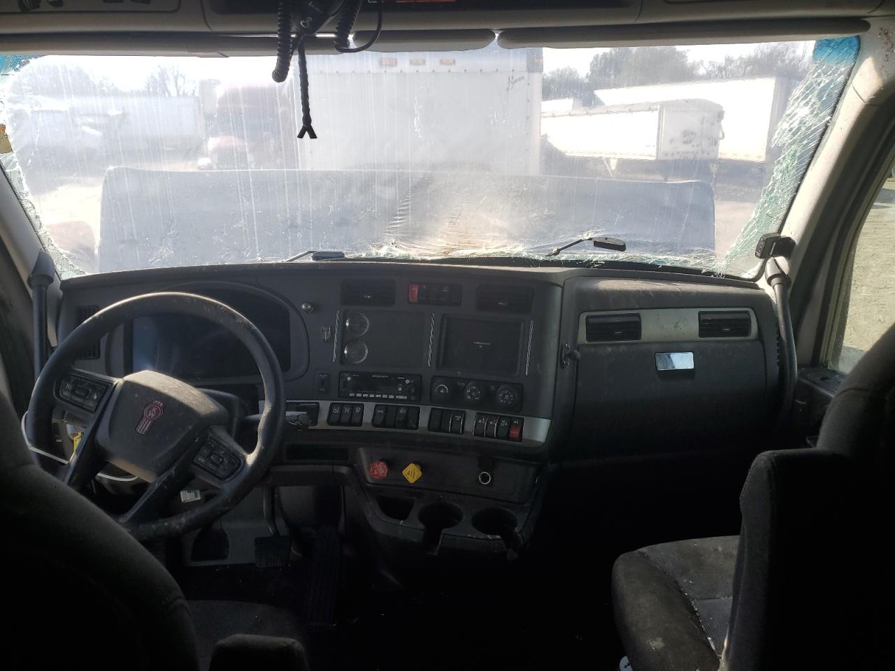 Lot #3292337264 2025 KENWORTH T680