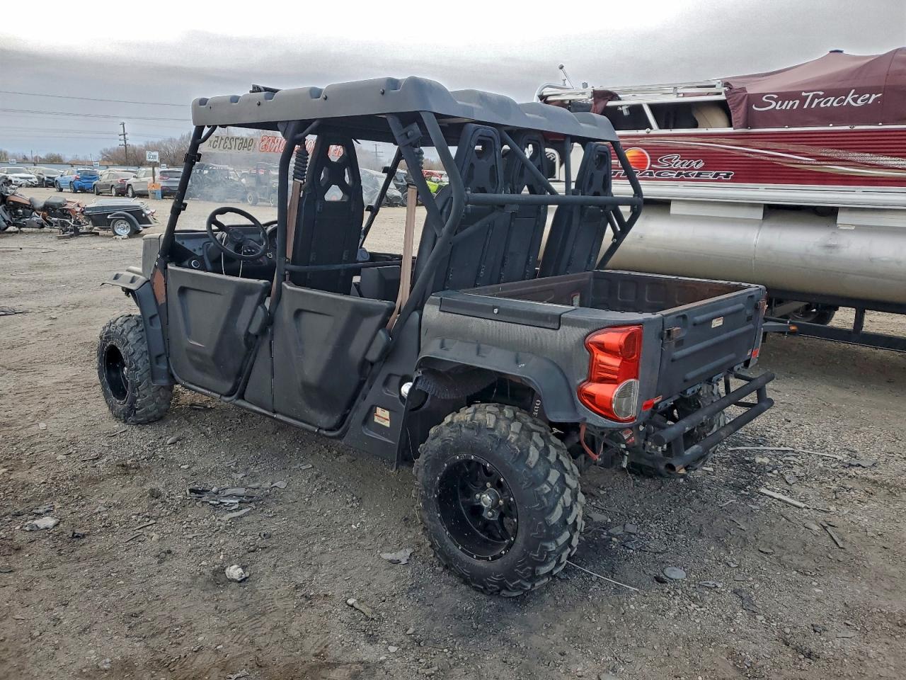 Lot #3301783338 2015 ODES DOMINATOR 800