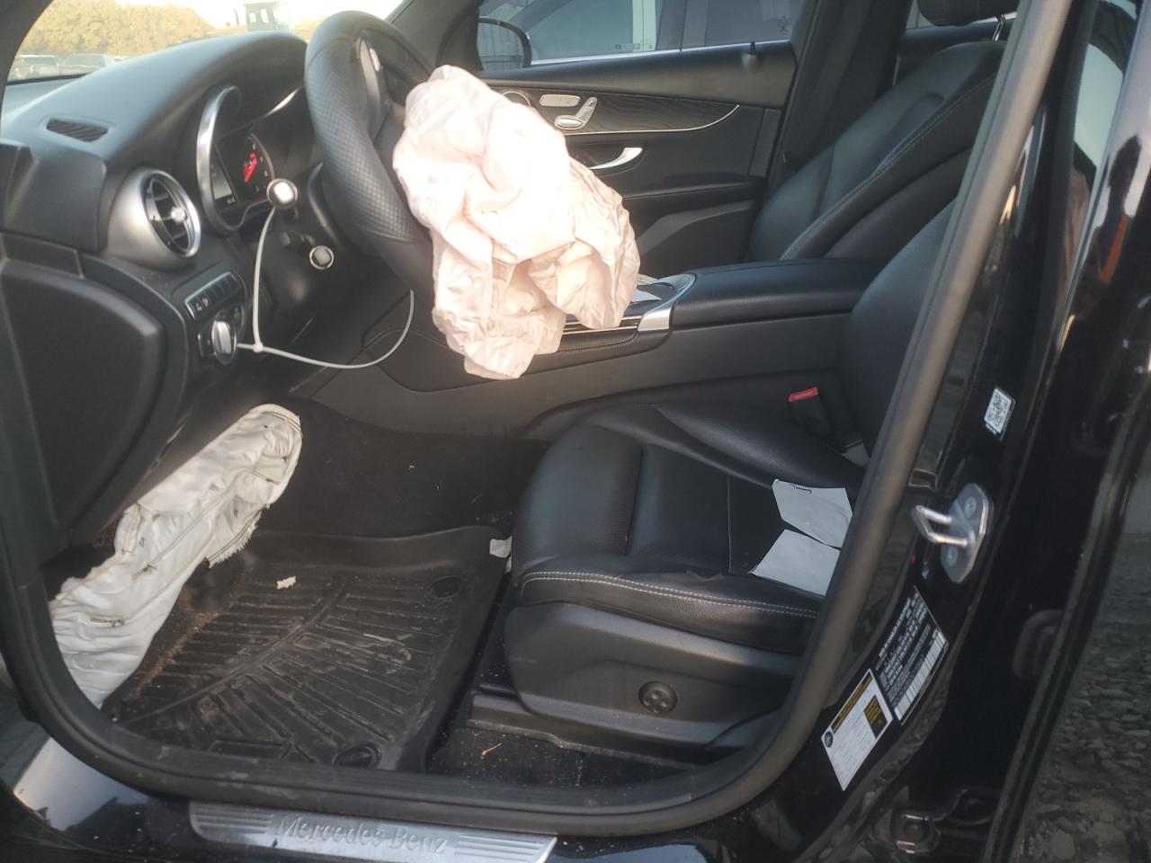 MERCEDES-BENZ GLC-CLASS 300