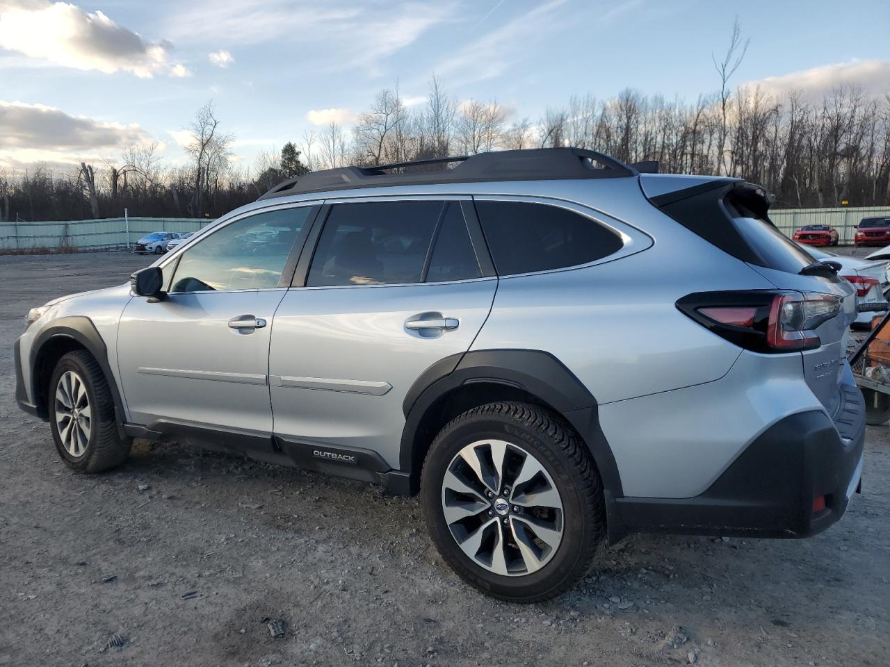 SUBARU OUTBACK LIMITED