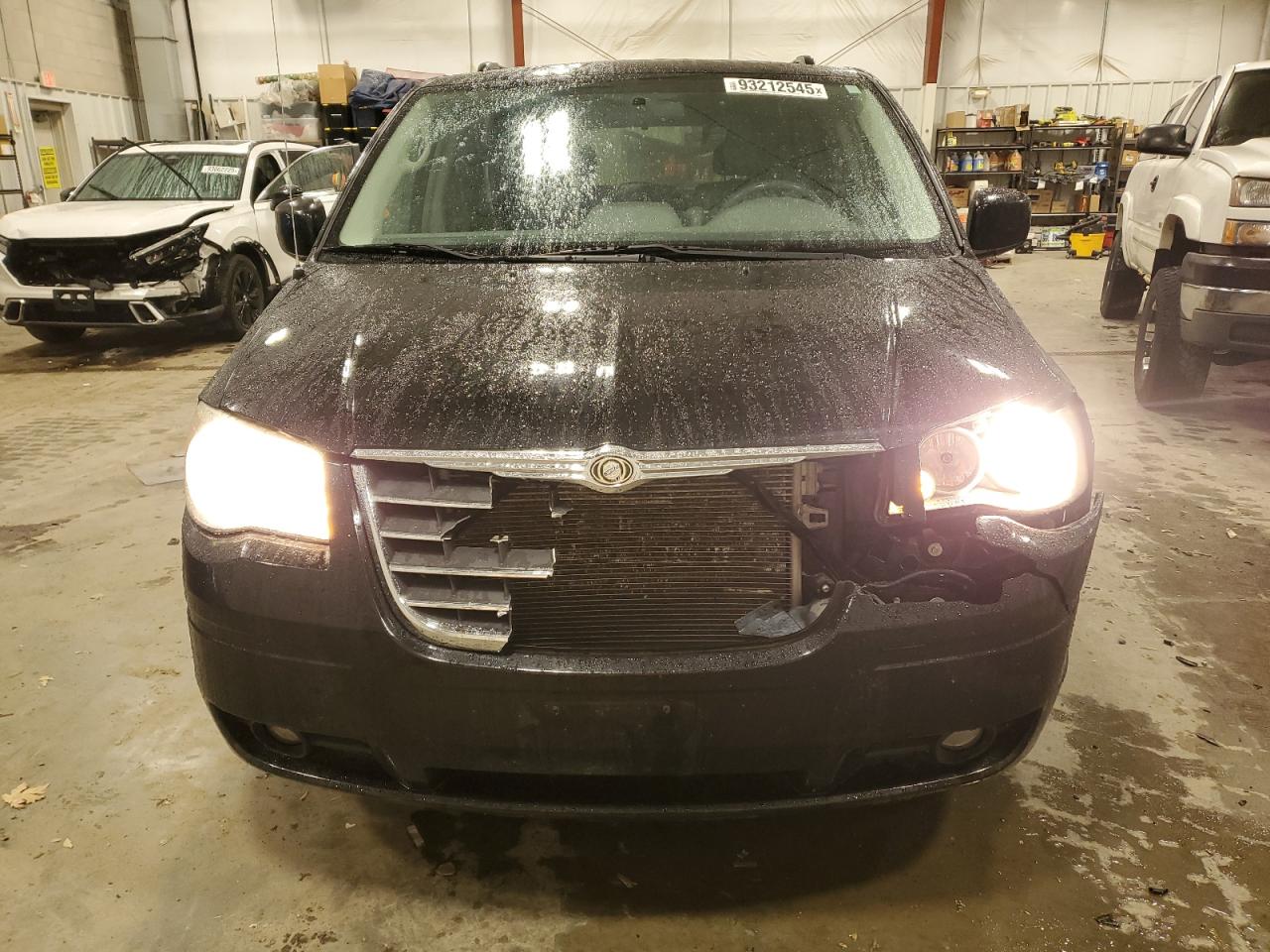 CHRYSLER TOWN & COUNTRY TOURING