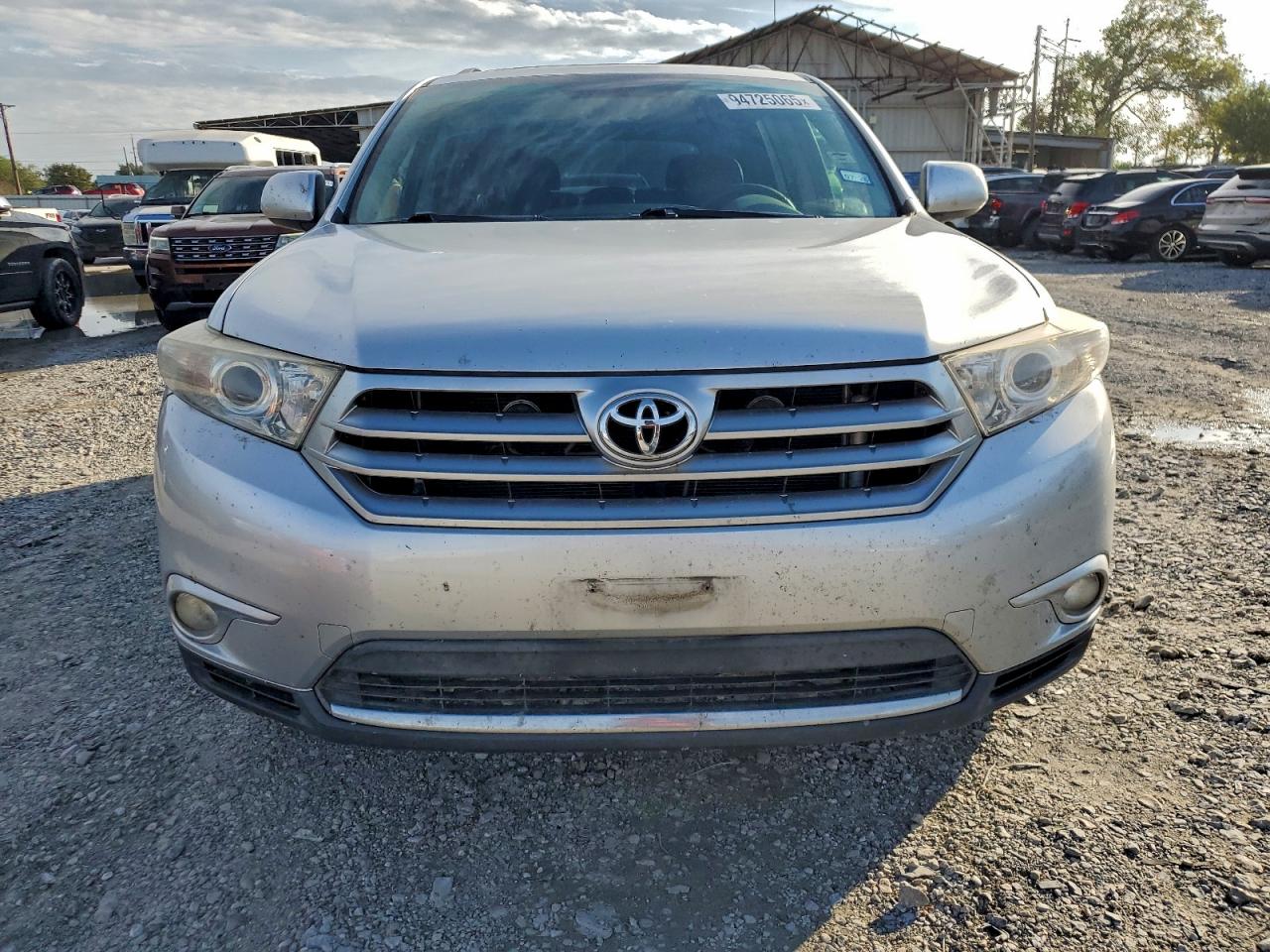 Lot #3303628933 2012 TOYOTA HIGHLANDER