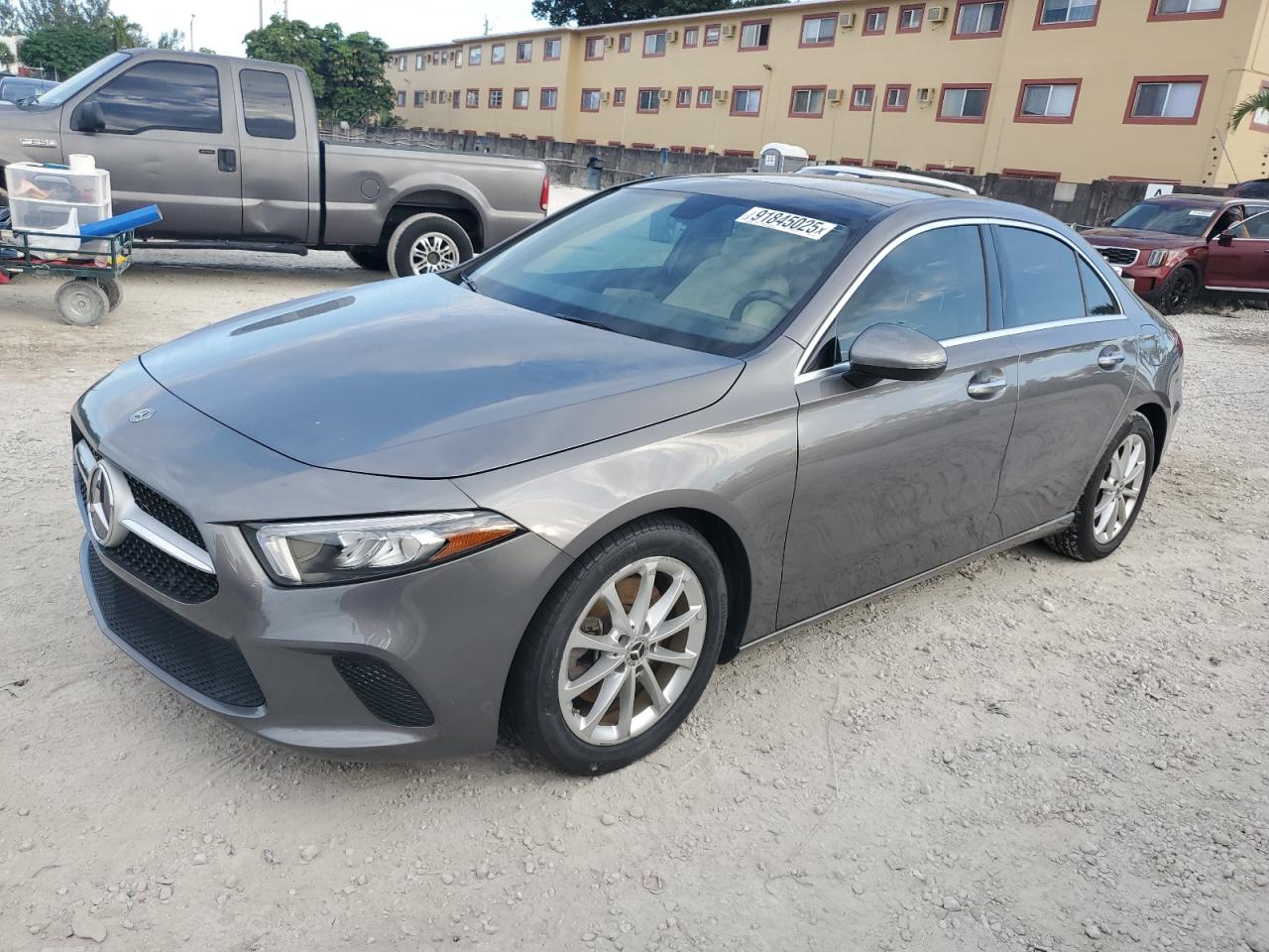 MERCEDES-BENZ A-CLASS 220