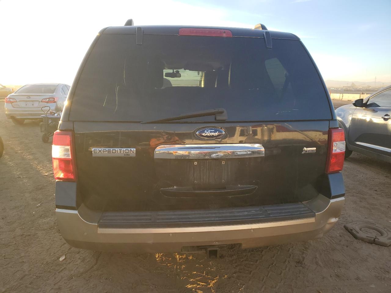 FORD EXPEDITION XLT