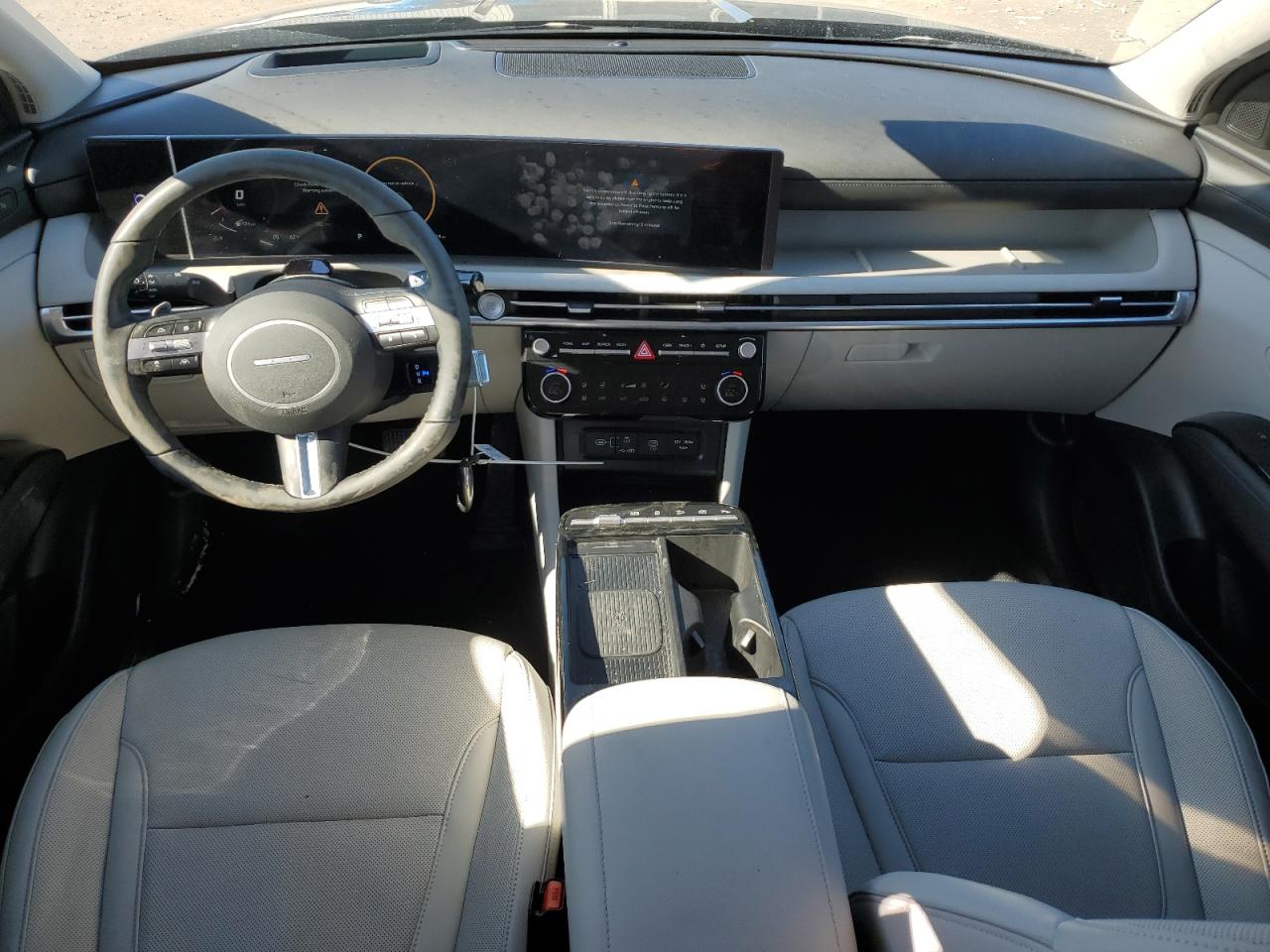 HYUNDAI TUCSON LIMITED