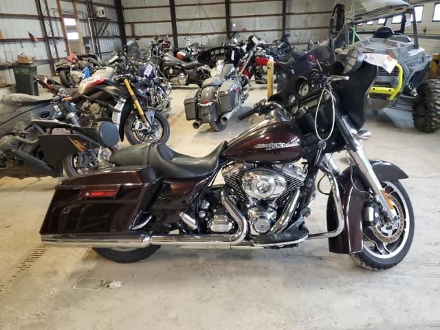 Global Auto Auctions: 2011 HARLEY-DAVIDSON FLHX