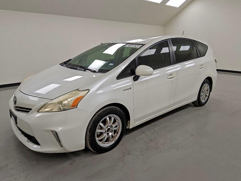 2014 TOYOTA PRIUS V #3303844526