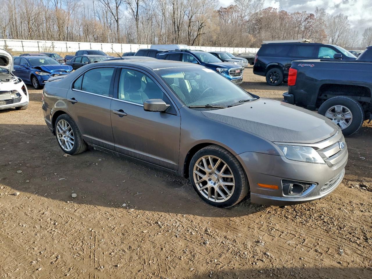 FORD FUSION SE