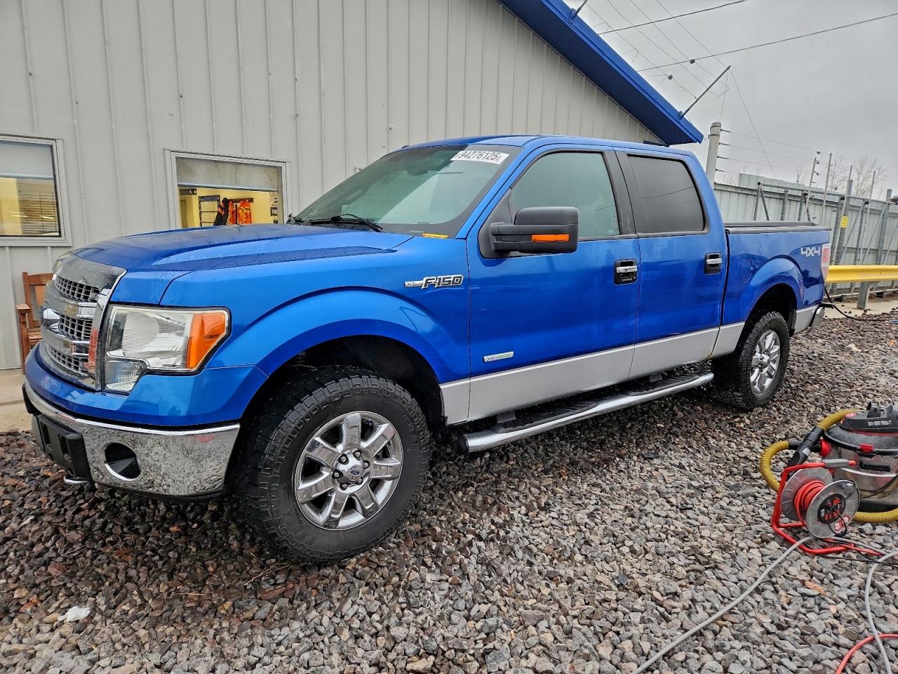 FORD F-150 SUPERCREW
