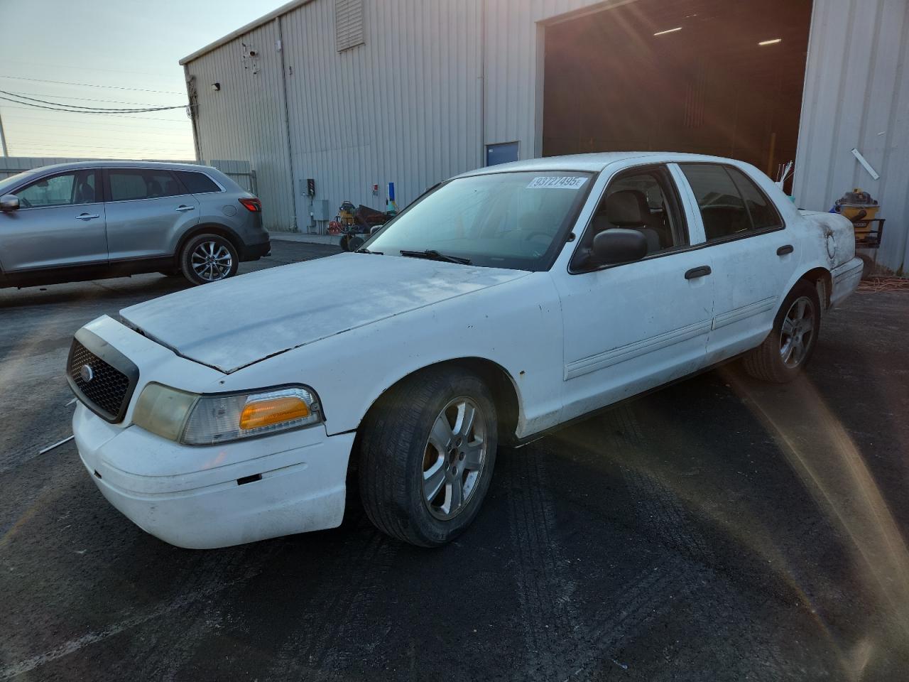 FORD CROWN VICTORIA POLICE INTERCEPTOR