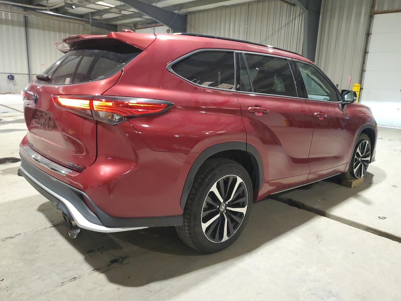 TOYOTA HIGHLANDER XSE