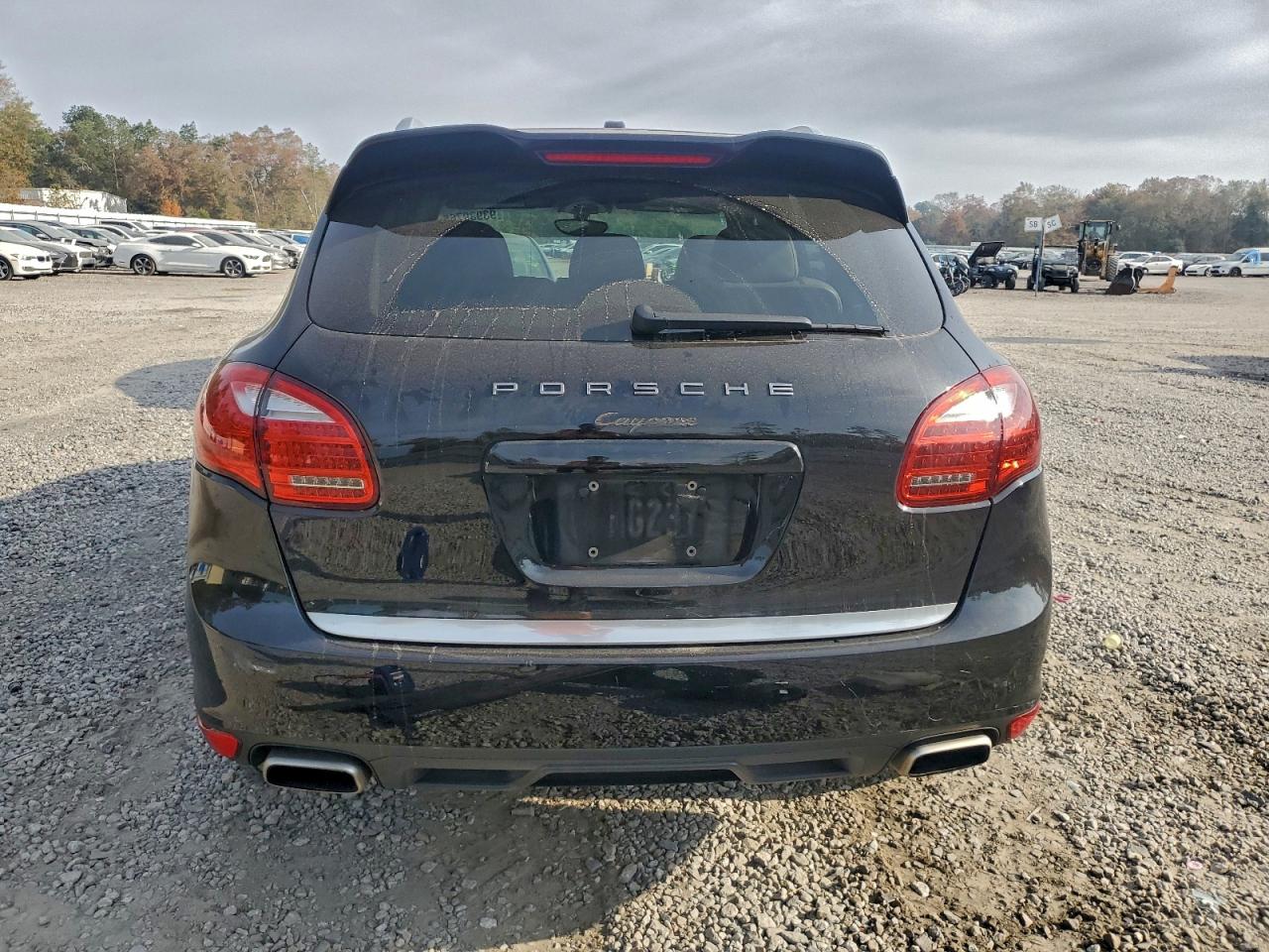 PORSCHE CAYENNE