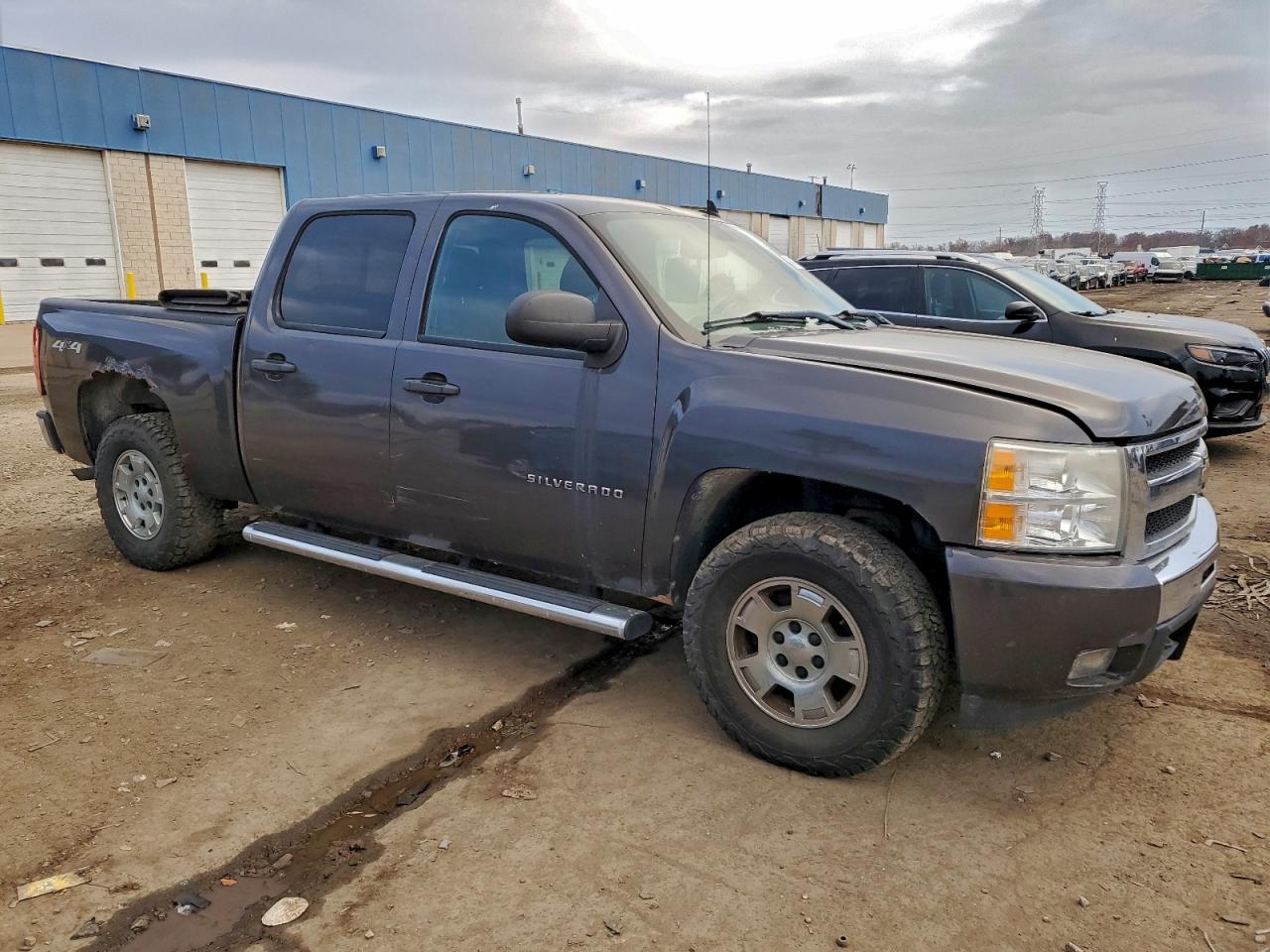 CHEVROLET SILVERADO K1500 LT