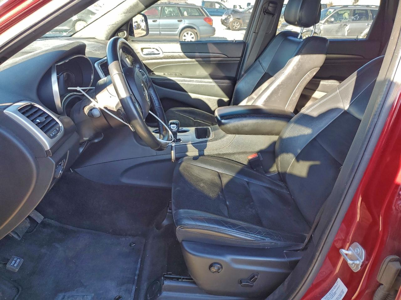 JEEP GRAND CHEROKEE LAREDO