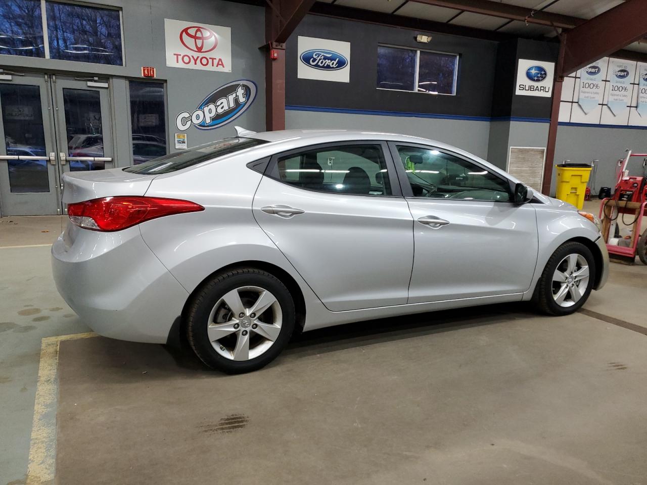 HYUNDAI ELANTRA GLS