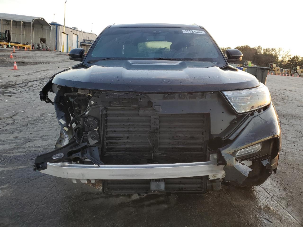 FORD EXPLORER PLATINUM