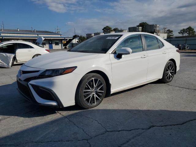Global Auto Auctions: 2022 TOYOTA CAMRY SE
