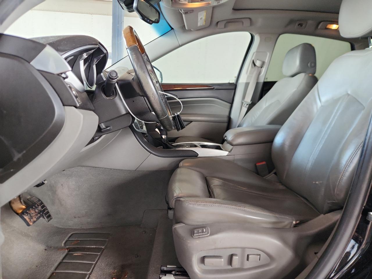 CADILLAC SRX LUXURY COLLECTION