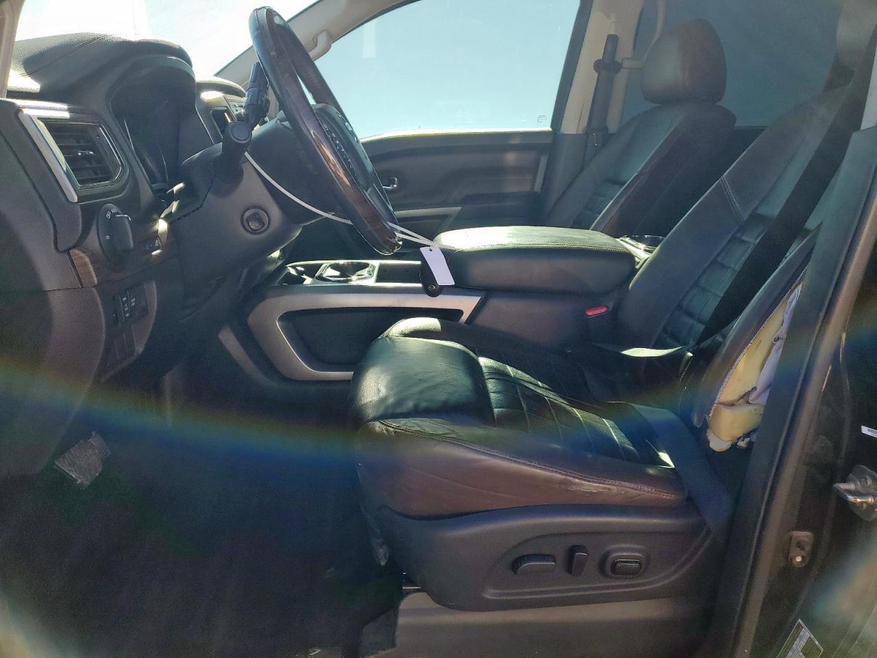 Lot #3317149999 2017 NISSAN TITAN SV