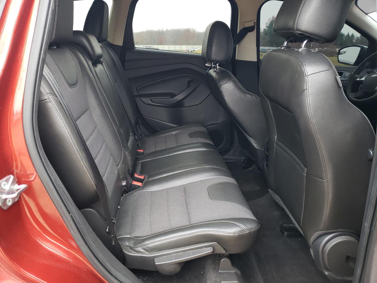 Lot #3301807337 2015 FORD ESCAPE SE