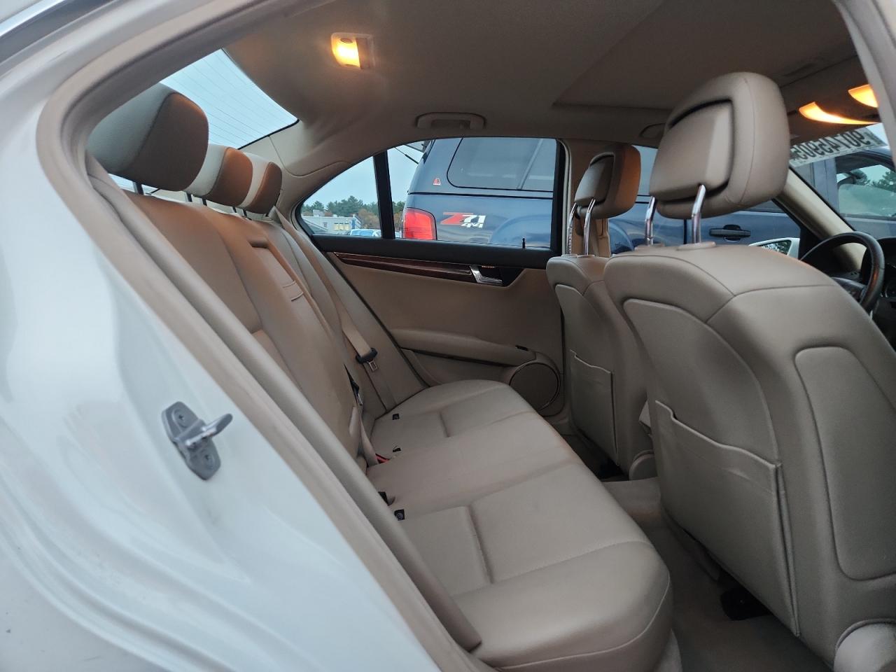 MERCEDES-BENZ C-CLASS 300 4MATIC