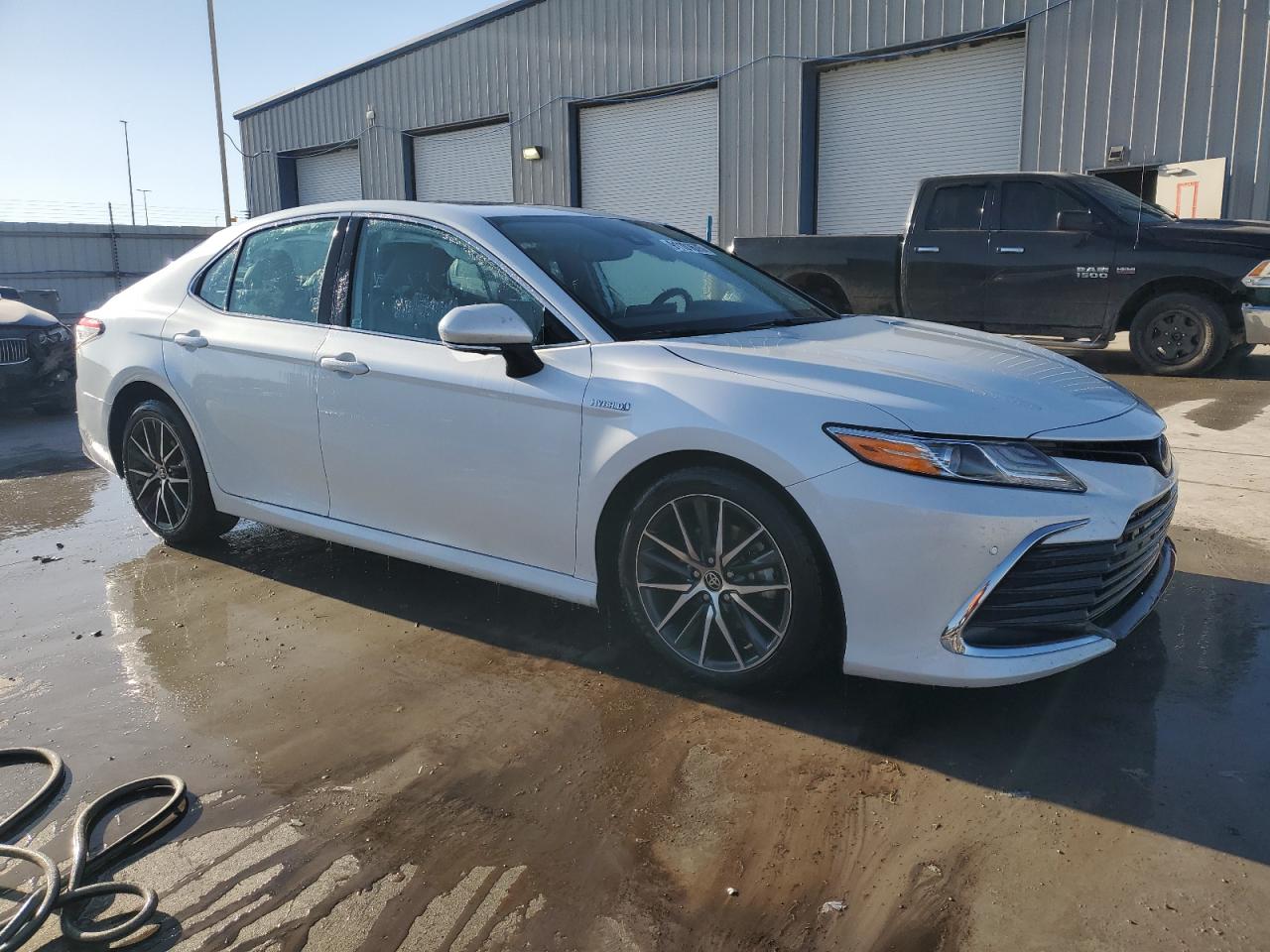 TOYOTA CAMRY XLE