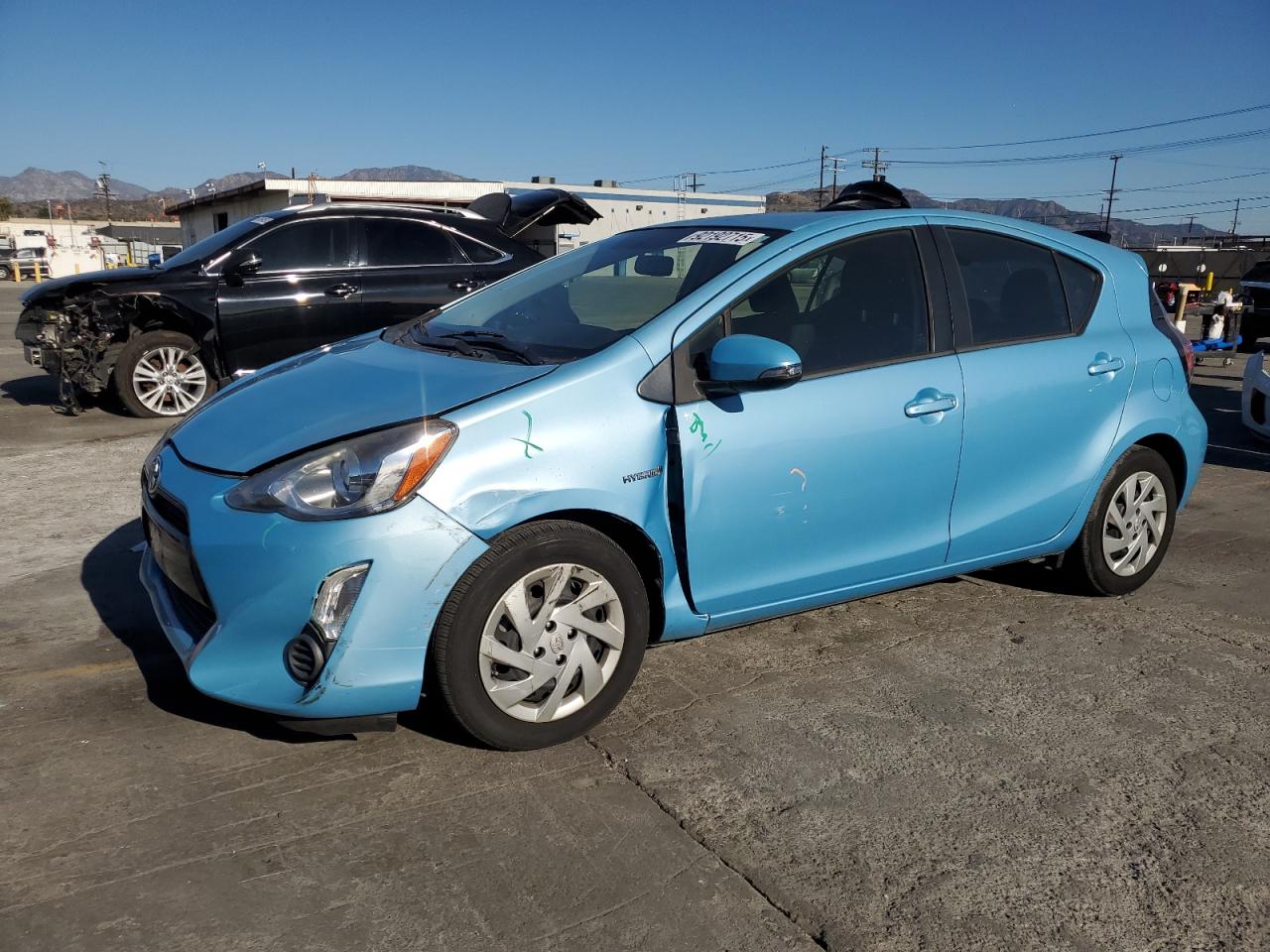 TOYOTA PRIUS C