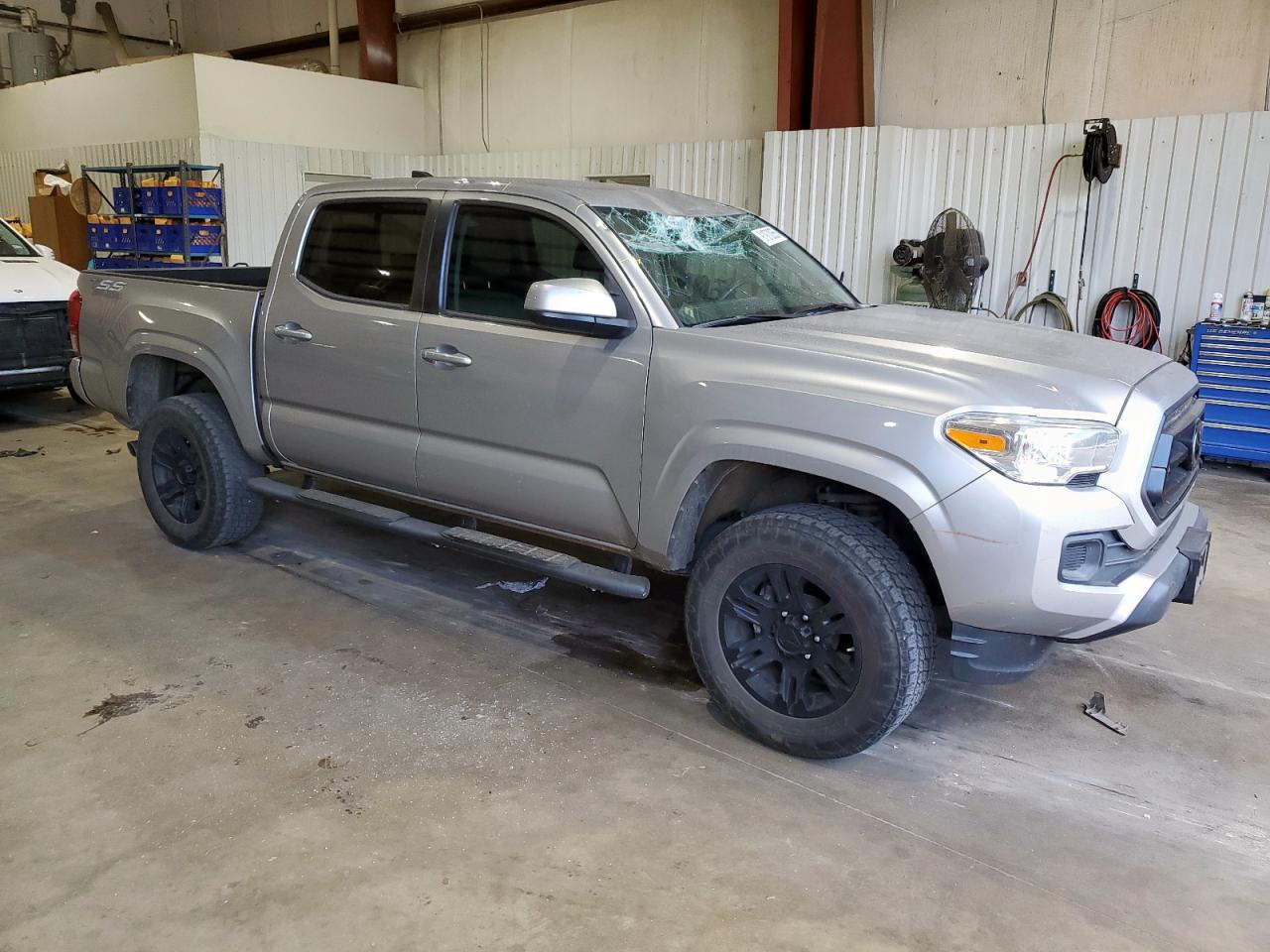 TOYOTA TACOMA DOUBLE CAB