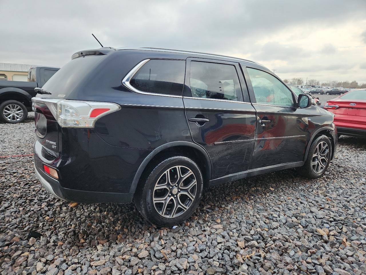 MITSUBISHI OUTLANDER GT