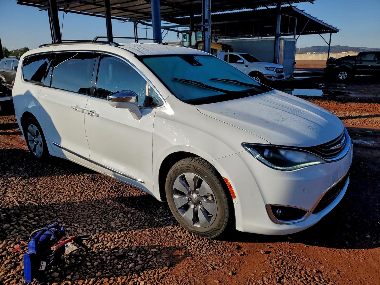 CHRYSLER PACIFICA HYBRID LIMITED