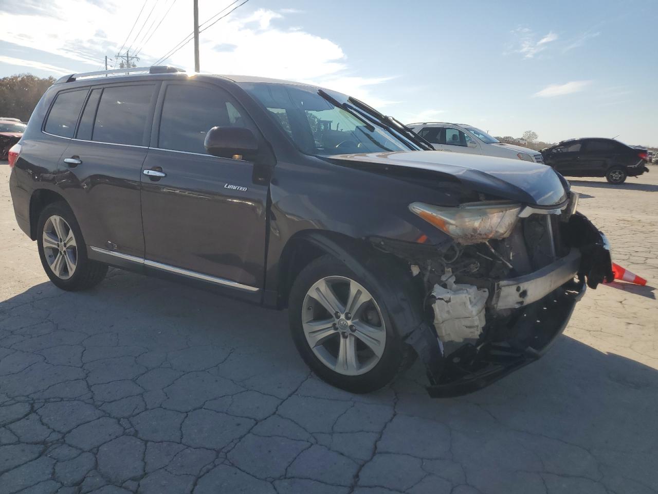 TOYOTA HIGHLANDER LIMITED