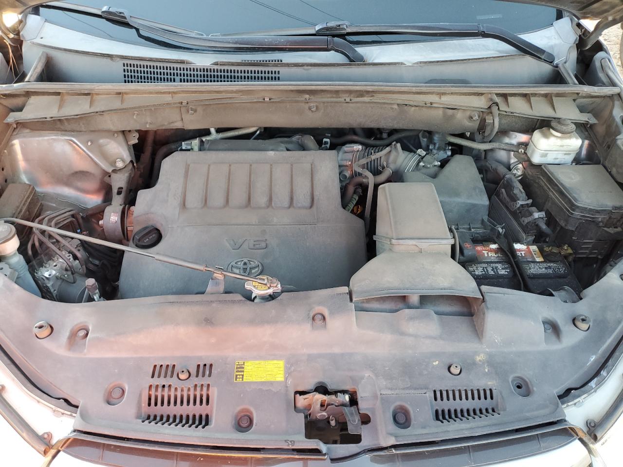 TOYOTA HIGHLANDER XLE