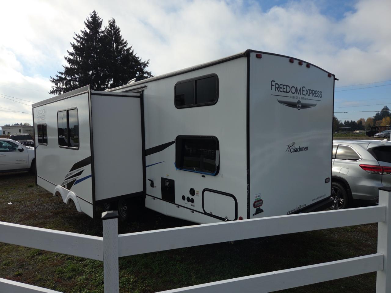 Lot #3285528275 2023 WILDWOOD COACHMAN
