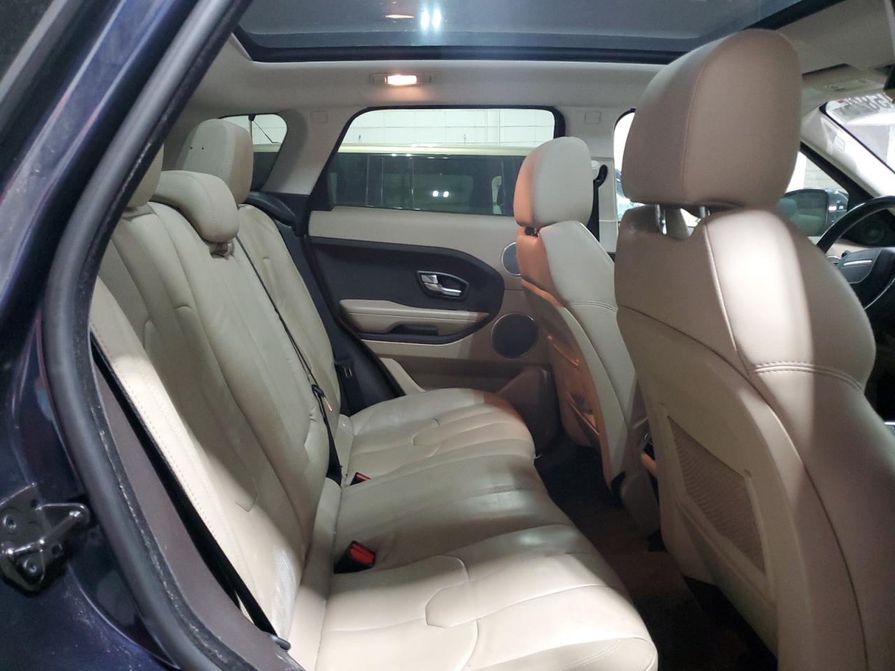 LAND ROVER RANGE ROVER PURE PREMIUM