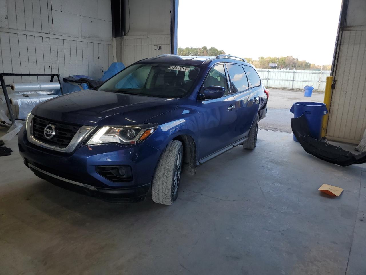 Lot #3301826379 2018 NISSAN PATHFINDER