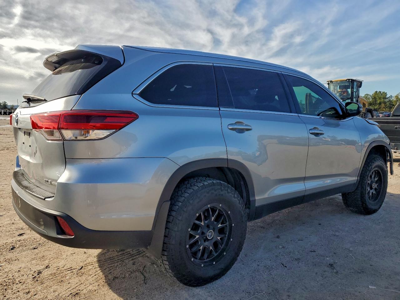 TOYOTA HIGHLANDER SE