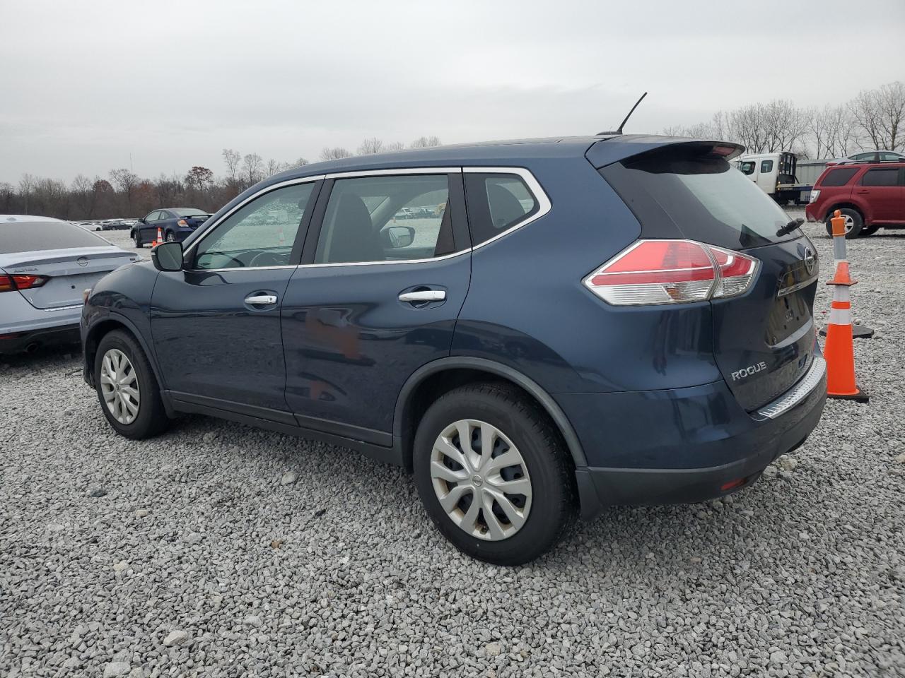 Lot #3305433478 2015 NISSAN ROGUE S