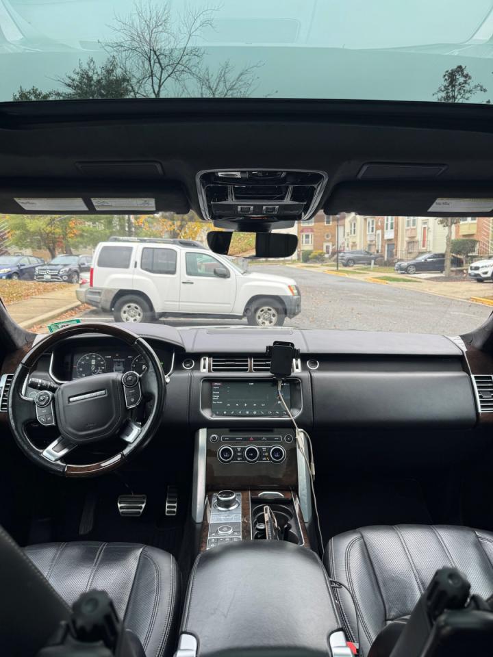 LAND ROVER RANGE ROVER AUTOBIOGRAPHY