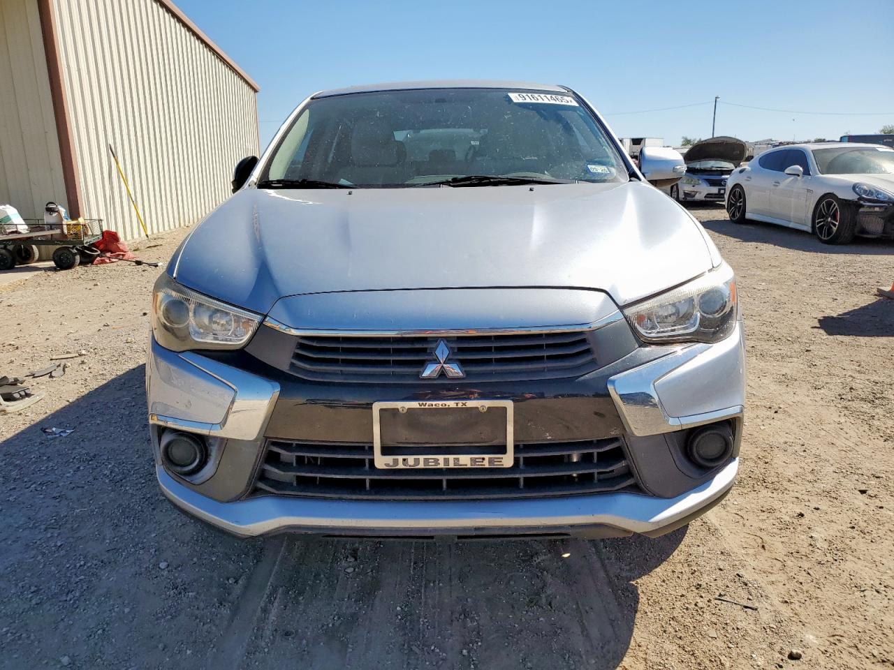MITSUBISHI OUTLANDER ES