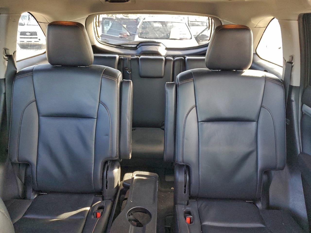 TOYOTA HIGHLANDER SE