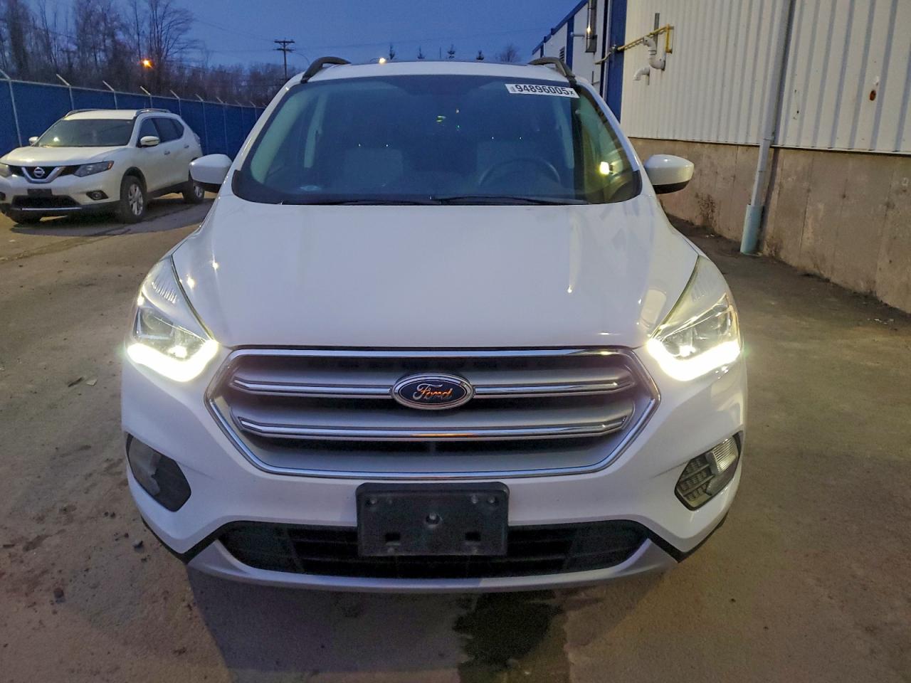 FORD ESCAPE SE