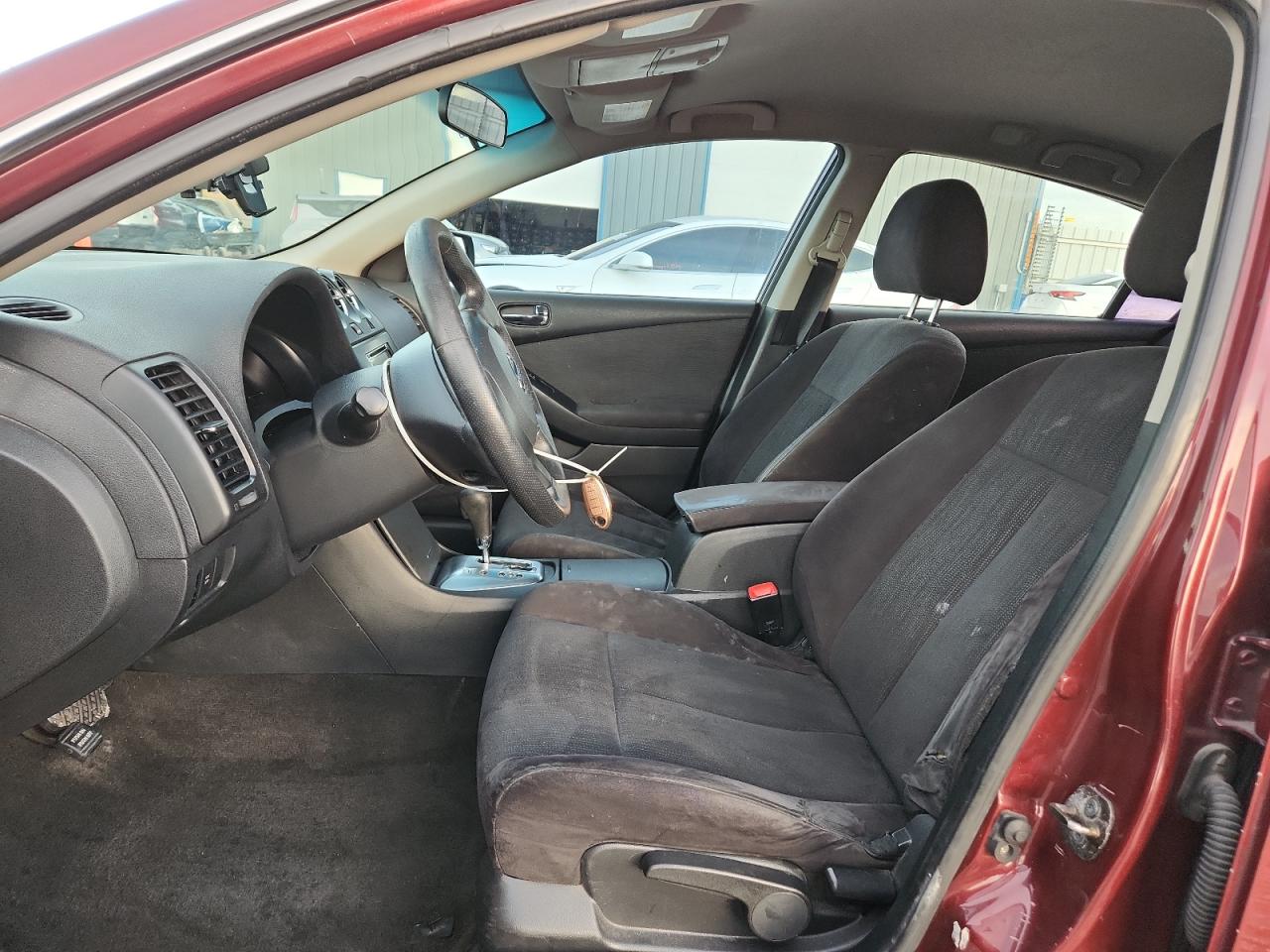 NISSAN ALTIMA BASE