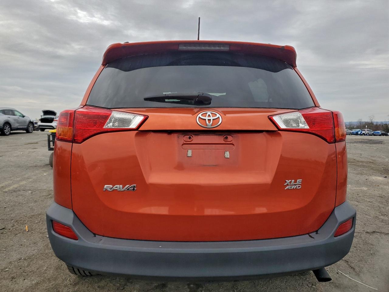 TOYOTA RAV4 XLE