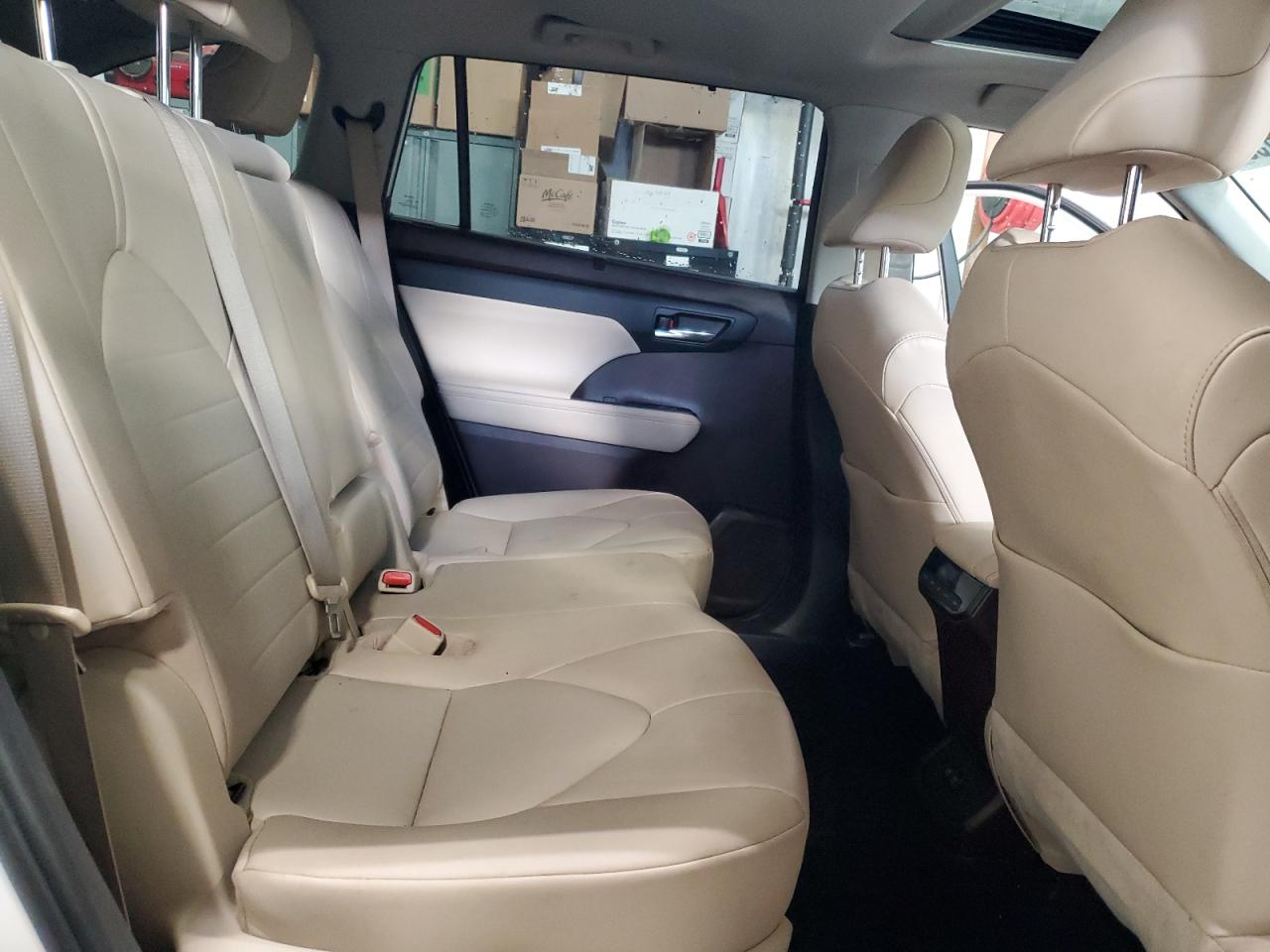 TOYOTA HIGHLANDER HYBRID XLE