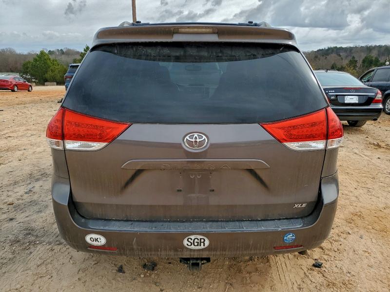 2012 TOYOTA SIENNA XLE #3297883797