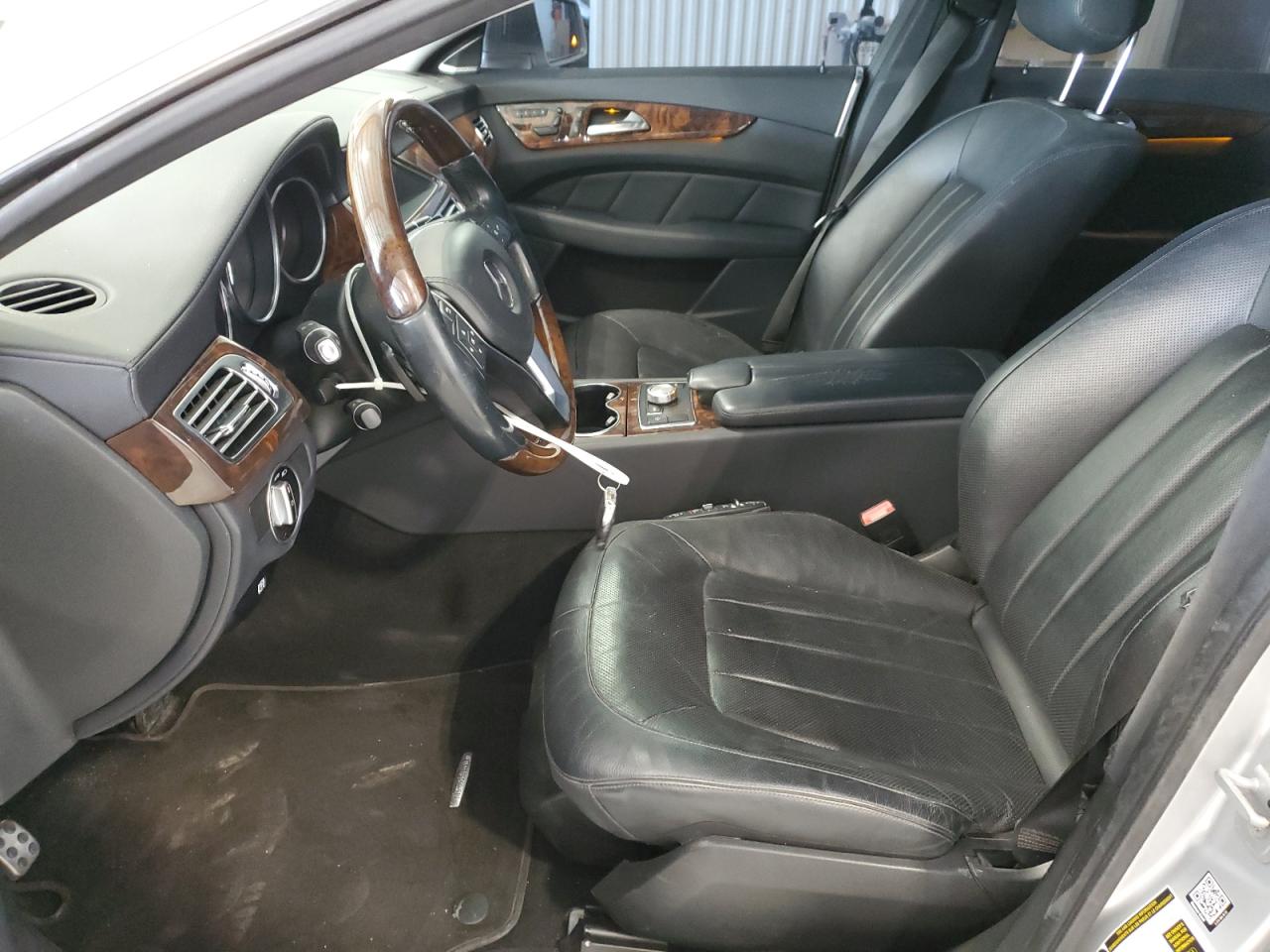 MERCEDES-BENZ CLS-CLASS 550