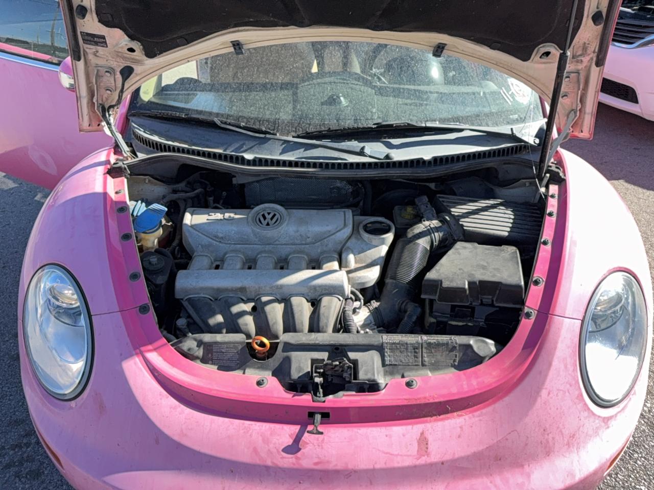 Lot #3285830910 2008 VOLKSWAGEN NEW BEETLE