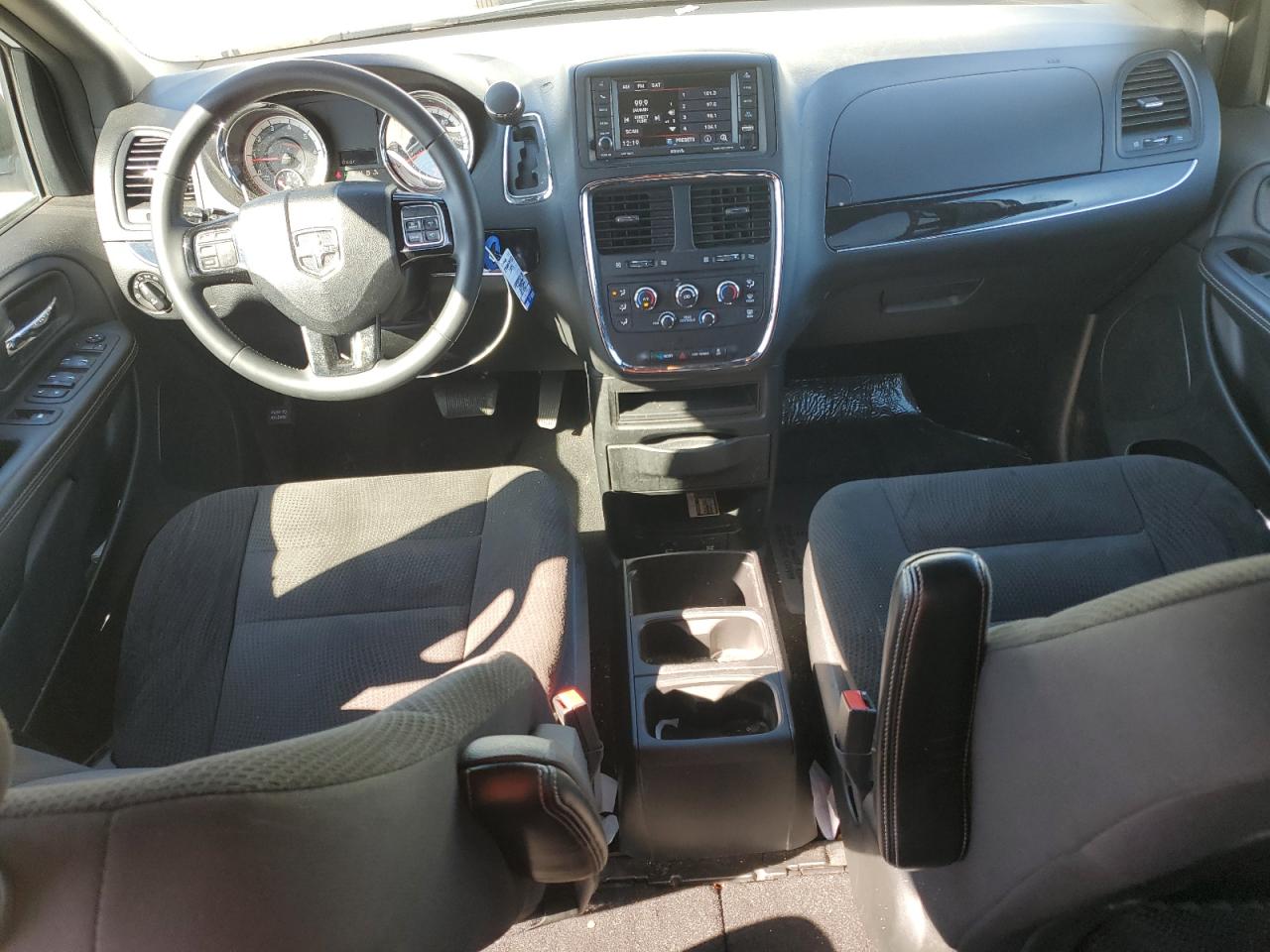 DODGE GRAND CARAVAN SE